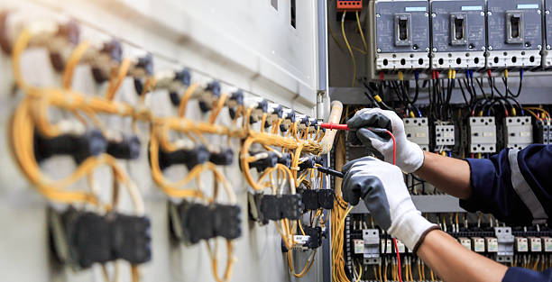 Professional Electrician technician working in Mabank, TX